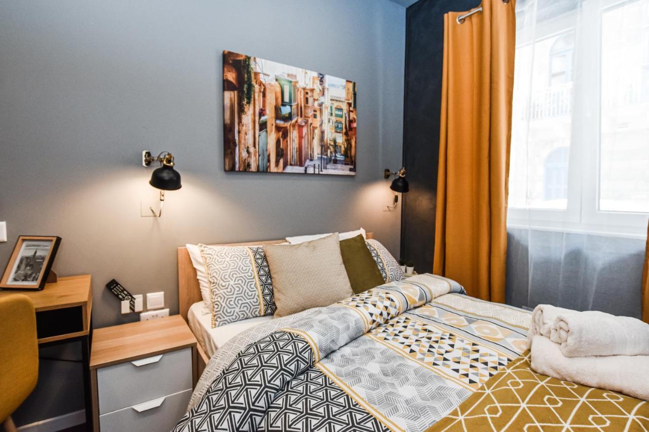 Cosy Albert'S Seaside Suites 슬리에마 외부 사진